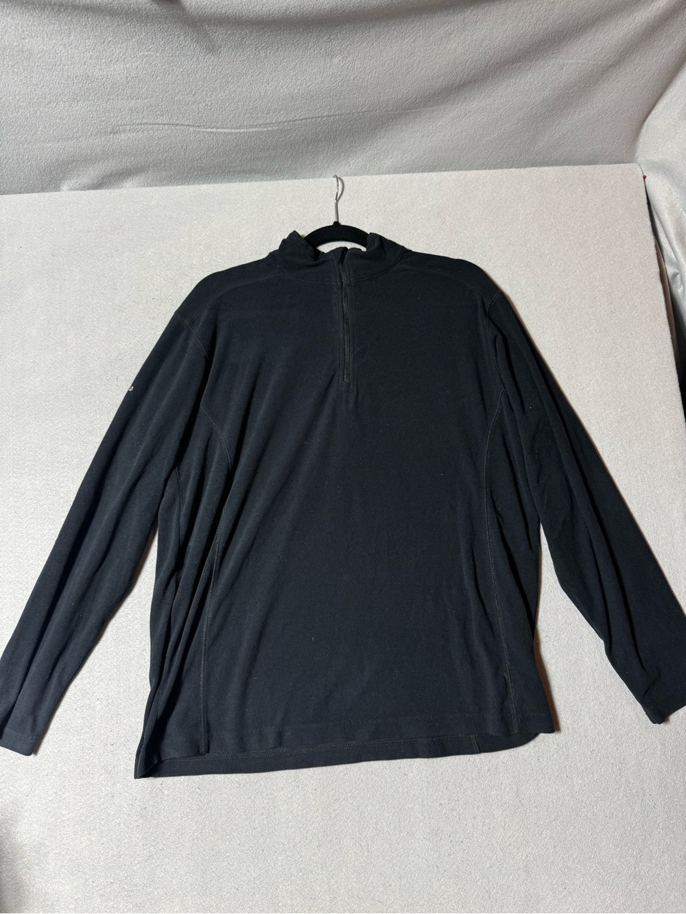 Columbia Men's Black Quarter-Zip Pullover